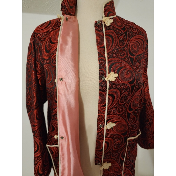 Red Metallic Brocade Jacket - Picture 9 of 13